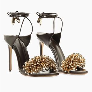 Elegant Black and Gold Women's Heels